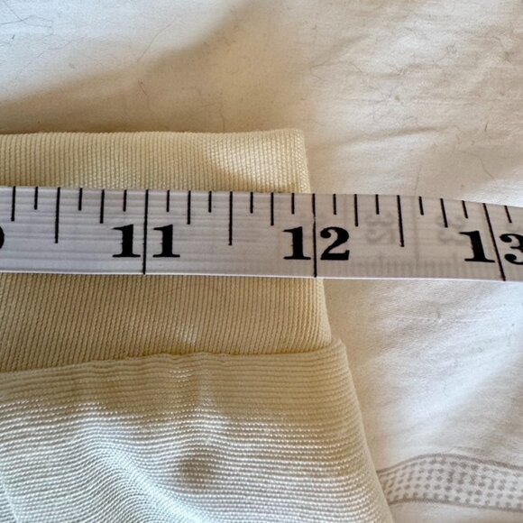 80s Vintage Cream Satin Skirt Suit - Picture 15 of 16